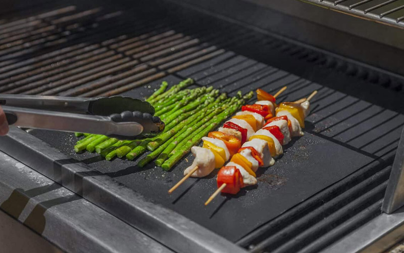 How to Use Grill Mats