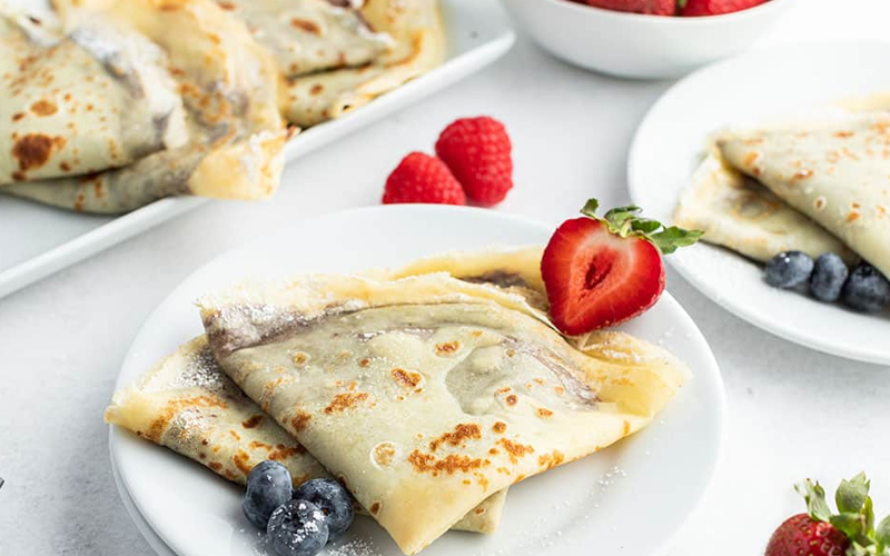How to Reheat Crepes in an Air Fryer