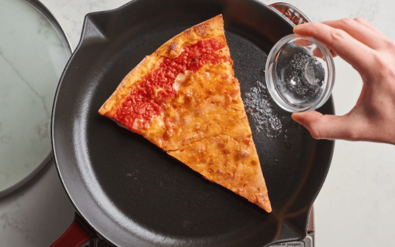 How to Reheat Frozen Pizza in A Pan
